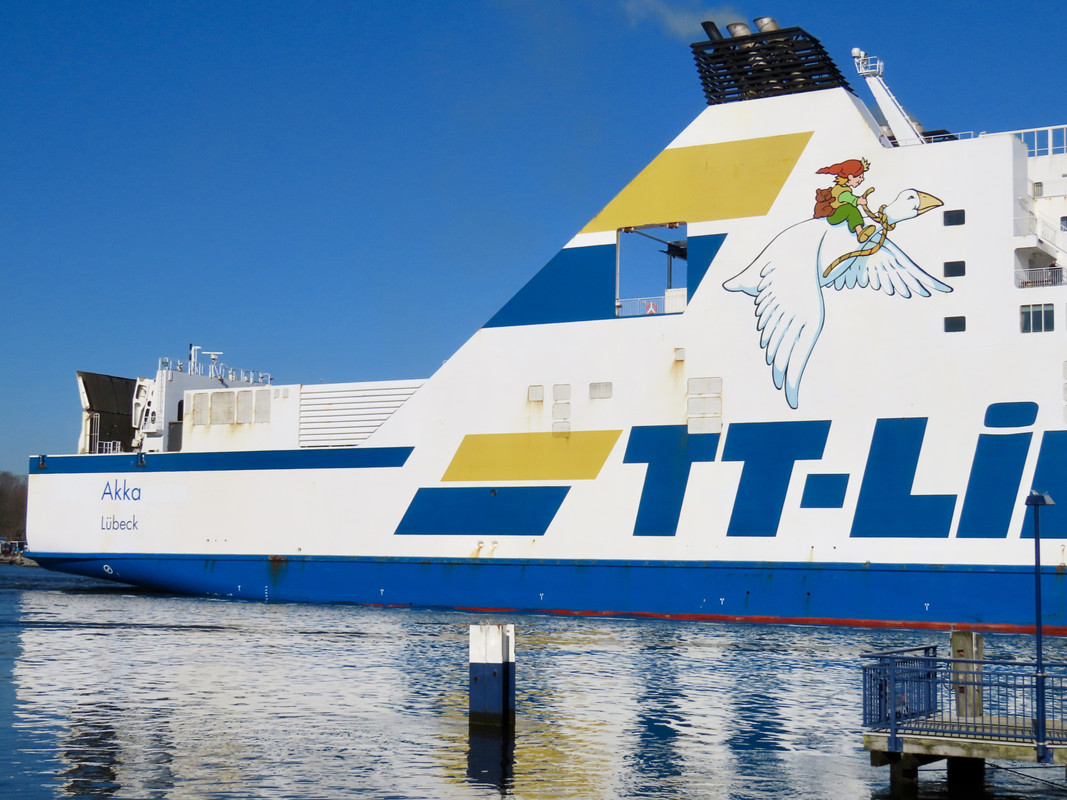 203DF017-173C-48A5-87A5-9D4FADCE1101