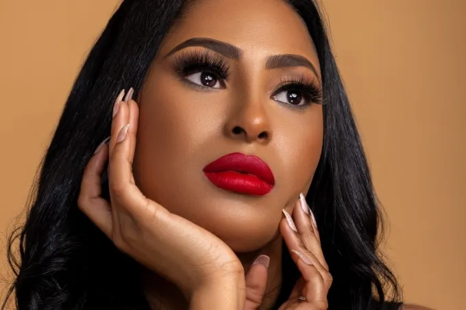 Makeup Tips for Touchy Dry Skin