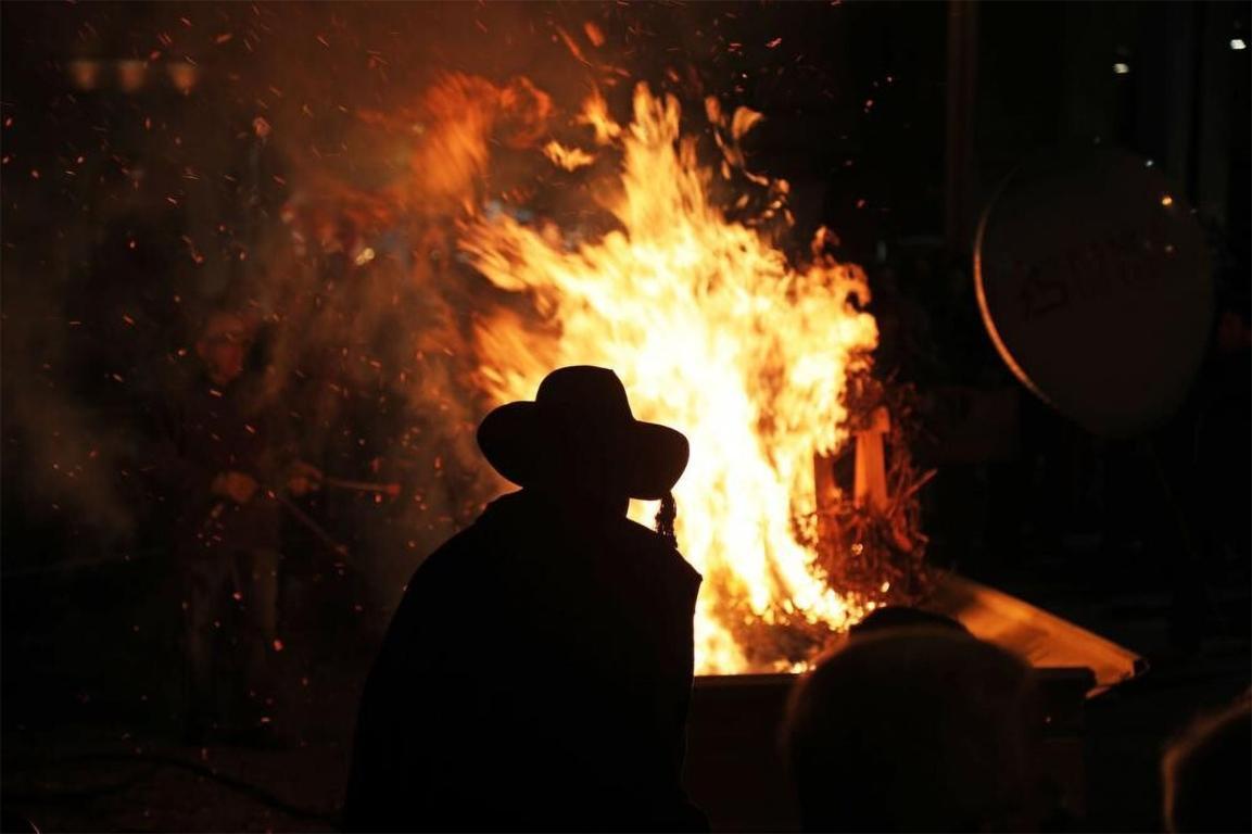 Si accendono i fuochi magici in Romagna con la 25° edizione di Lòm a Mêrz 2025, dal 26 febbraio al 3 marzo Si accendono i fuochi magici in Romagna con la 25° edizione di Lòm a Mêrz 2025, dal 26 febbraio al 3 marzo