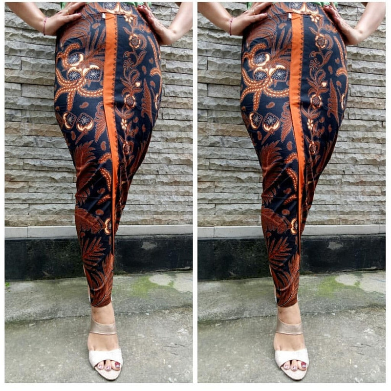 Model Rok Batik Pendek