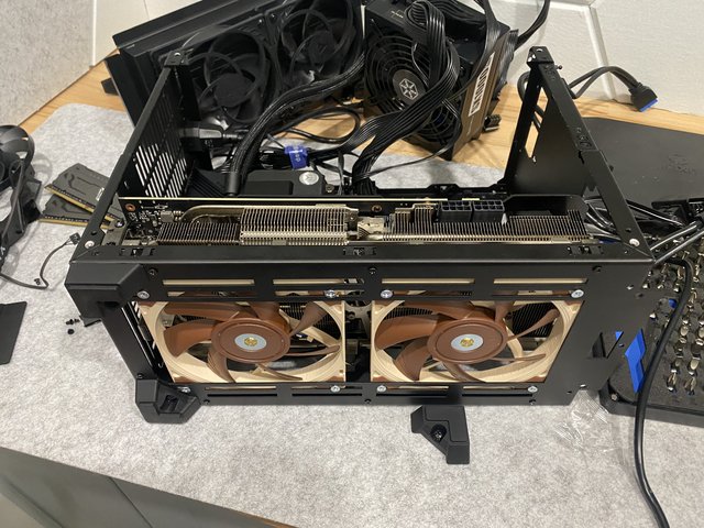 6EC76E89-6729-43BE-9423-40168A10ACBE