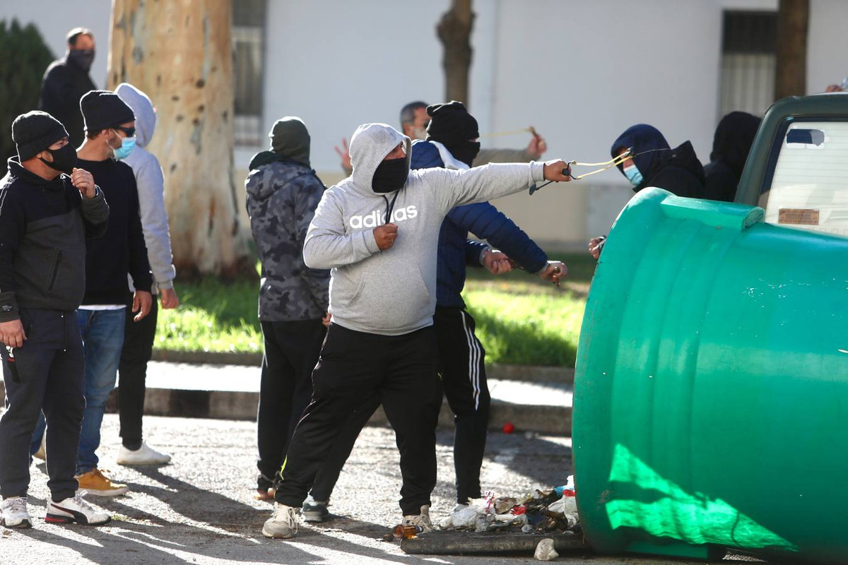 disturbios-huelga-agencias(20)_xoptimizadax