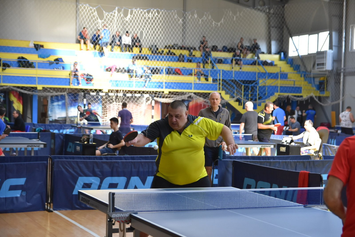 0889DBE1-69C7-4DB1-B797-A3B73748D462