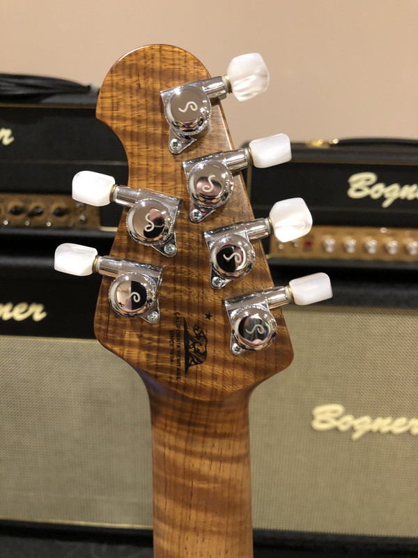 C7AFC195-D718-4A33-A49E-0F1757409C51