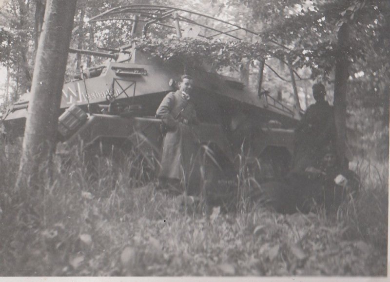 2.WK Fotoalbum Aufklärung-Panzerwagen 10