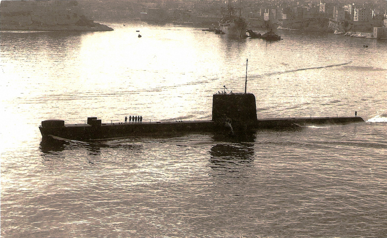 HMS PORPOISE-6
