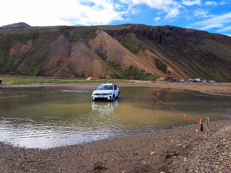 2º VIAJE A LA TIERRA DEL HIELO Y FUEGO DE 21 DIAS (en construcción) - Blogs de Islandia - 28/06/2025 Rumbo a Landmannalaugar con aguadilla incluida. (29)