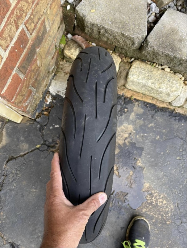 524EA988-C84F-43E1-B642-D4F6DC3976C8