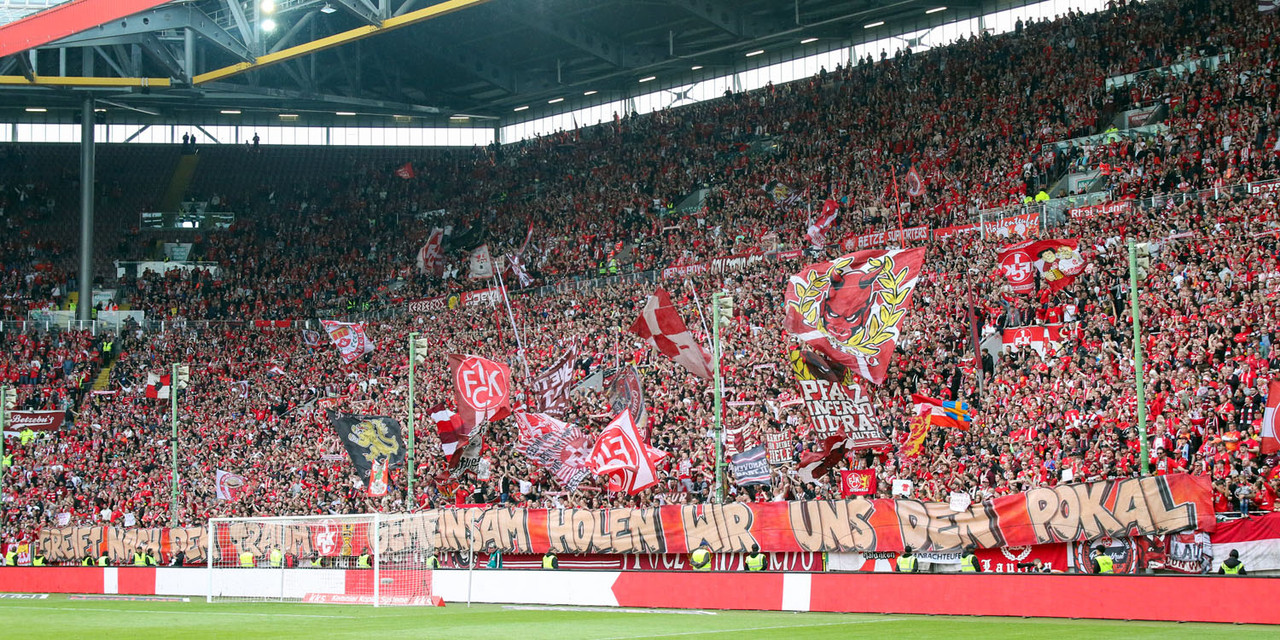 1-fc-kaiserslautern-eintracht-braunschweig-2-bundesliga-2023-2024-34