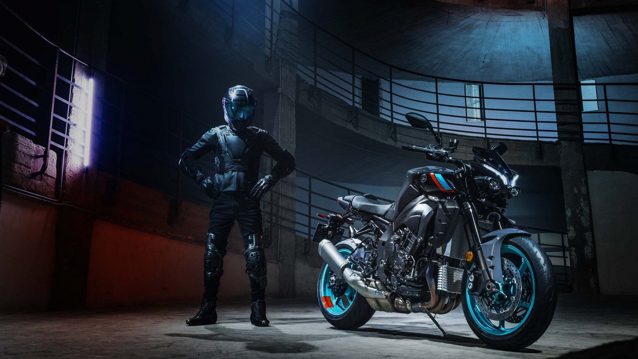 Нейкед Yamaha MT-10 2022