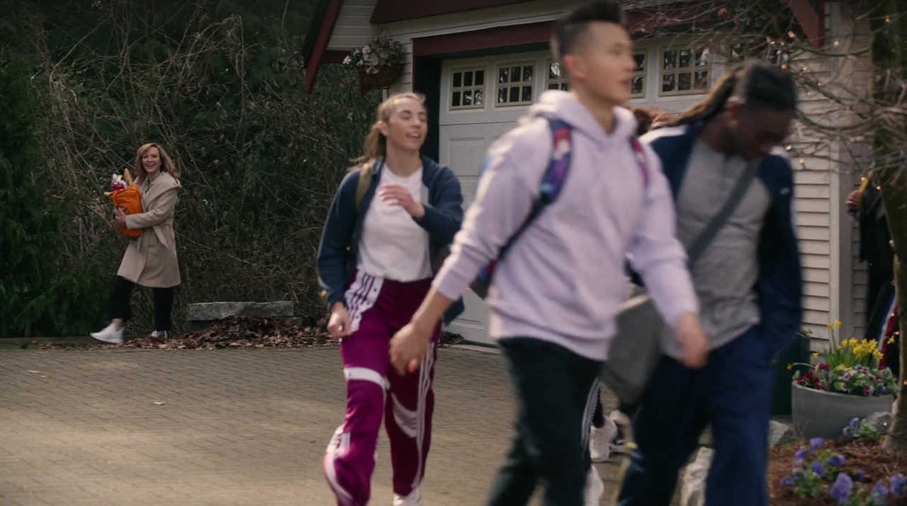 The-J-Team-2021-1080p-WEBRip-5-1-YTS-MX.