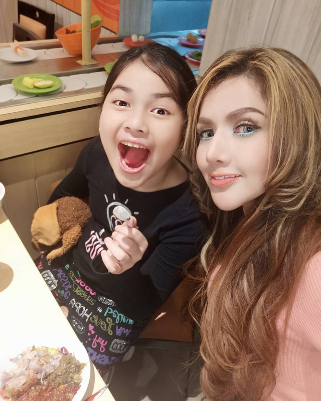 Barbie Kumalasari dan Keisha
