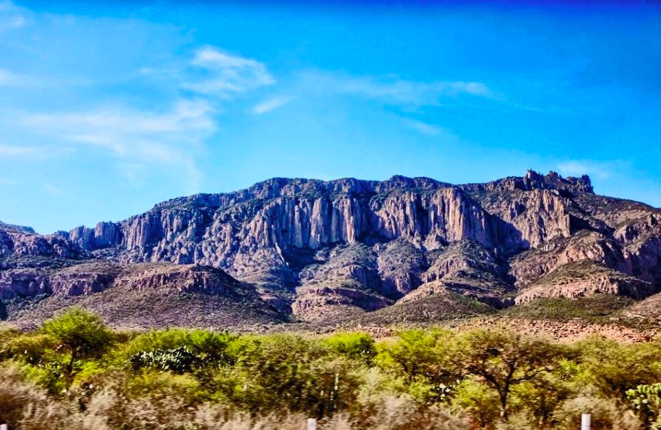 AMLO proclama como área protegida a Sierra de San Miguelito en San Luis Potosí
