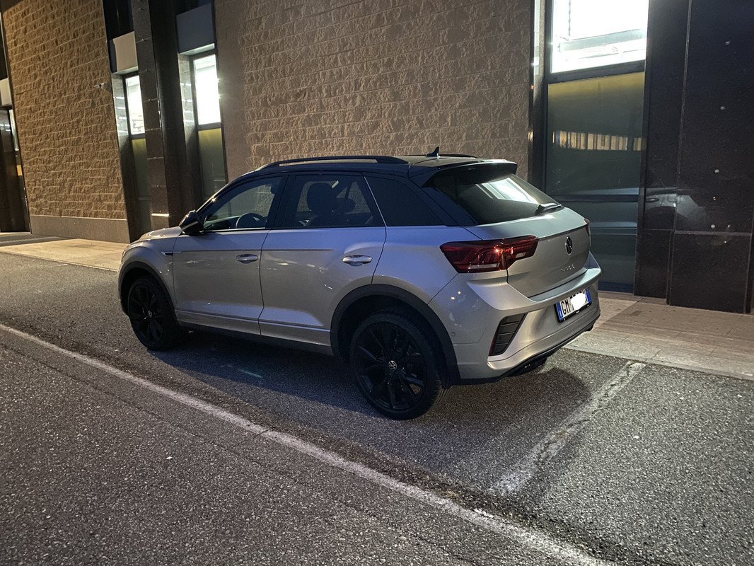 E8DE4EED-25D2-4132-A0E0-B3172E02071F