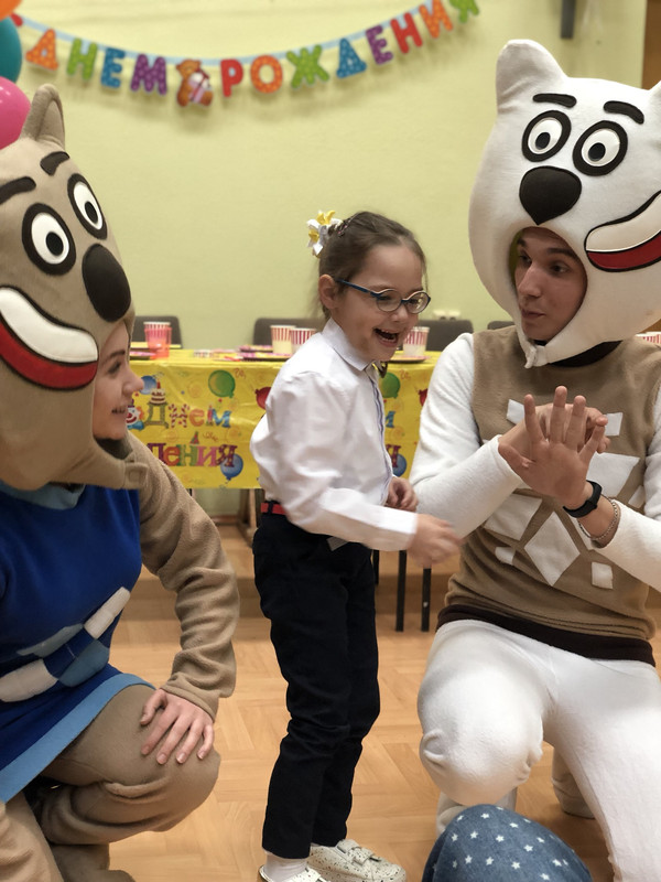 8E7709A5-735A-4F83-A19D-29FB4D8AAC2C