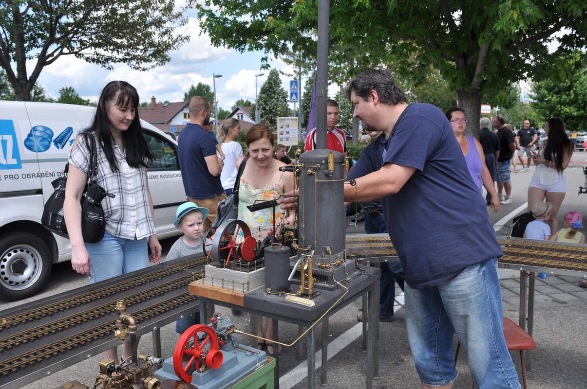 8BA2C04A-F78C-4712-8AD1-D917C0403D0F