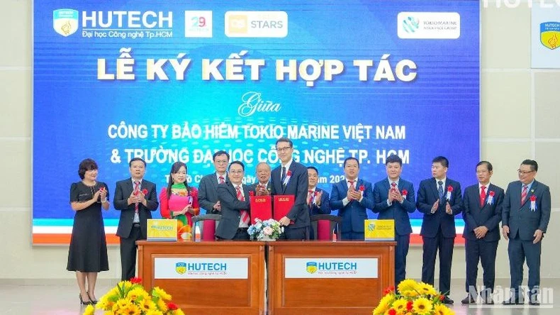 HUTECH thực hiện ký kết các thỏa thuận “Đào tạo nguồn nhân lực gắn liền với nhu cầu của doanh nghiệp” với