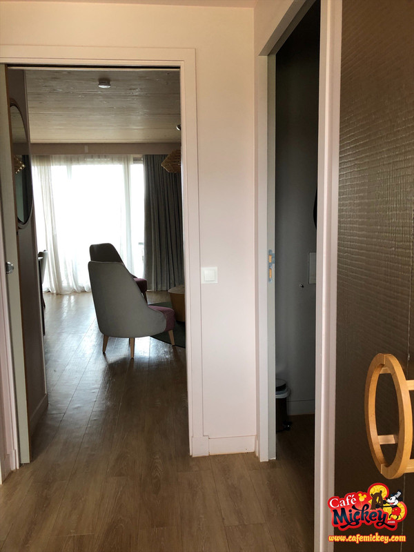 ED1C1952-FA06-4136-9F6A-501C0757694C