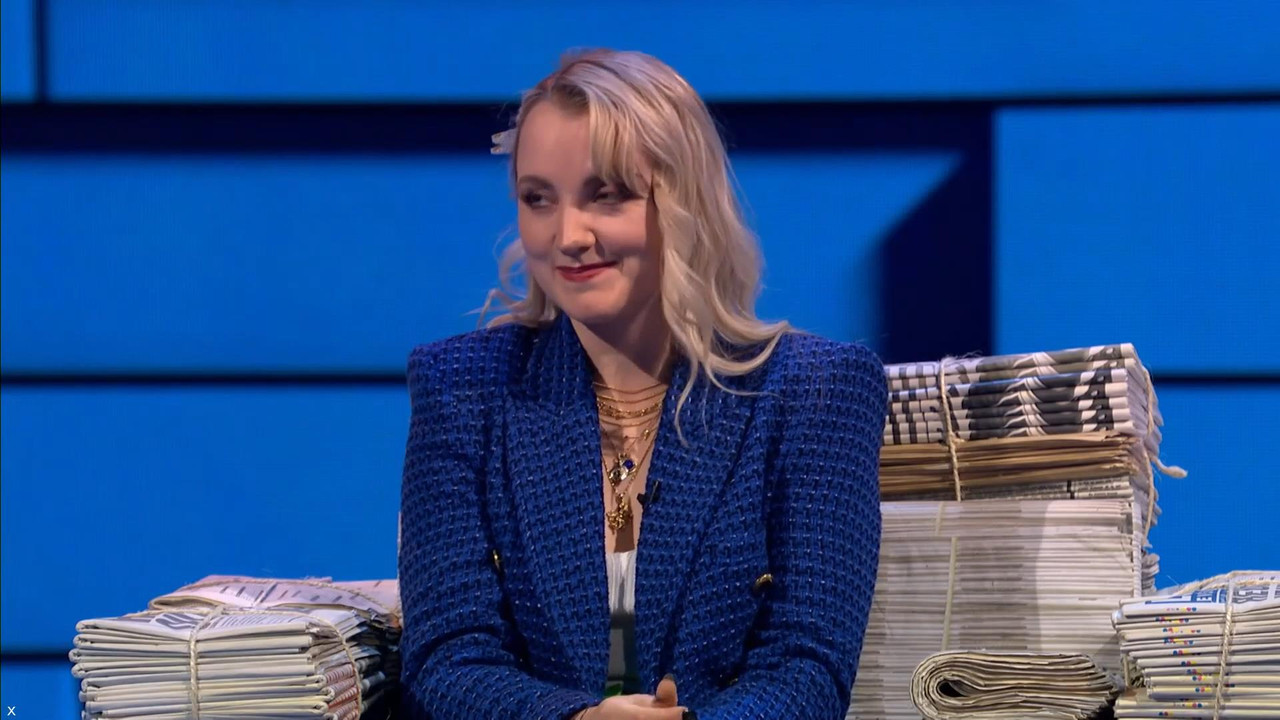 Evanna Lynch 041121.mp4_snapshot_10.56_[2021.11.04_23.57.30]