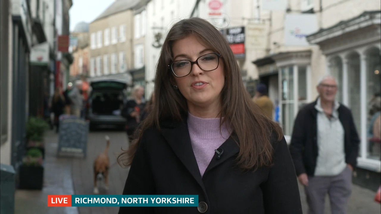 ITV Lunchtime News_20221024_13301355.ts_snapshot_19.27.310