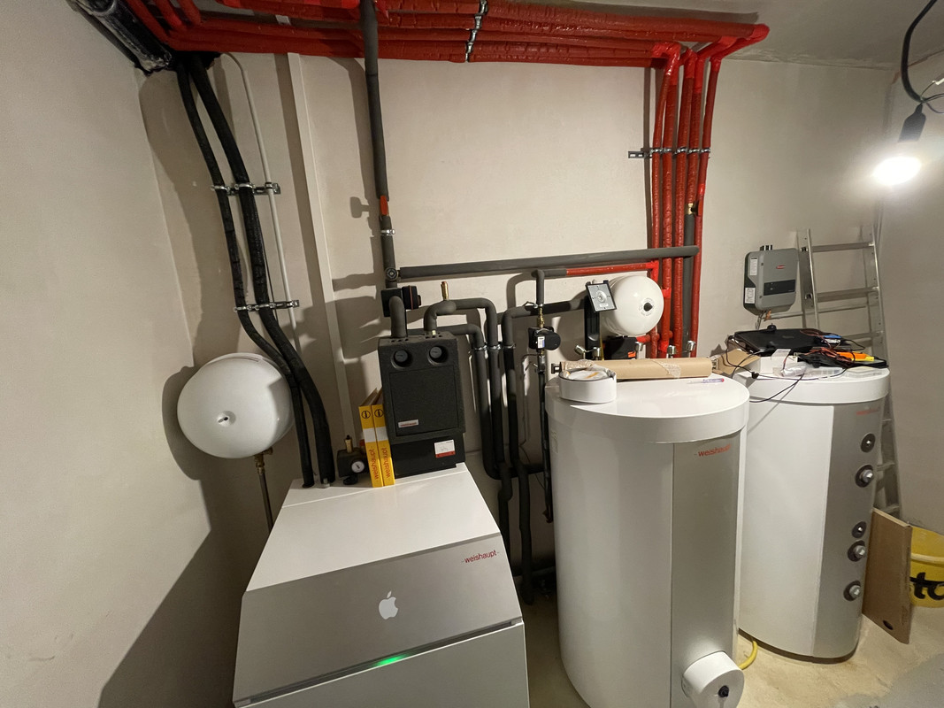 DF245CE3-9988-4B2E-800D-589ABD984332