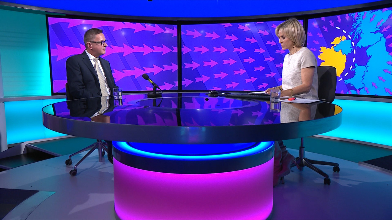 Newsnight_20211011_22302310.ts_snapshot_18.34.088