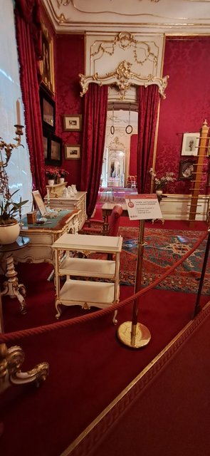 Viena: La ciudad de la música, de las artes y de los sueños - Blogs de Austria - Dia 1: Museo Sisí, biblioteca nacional, Opera y Free tour (13)