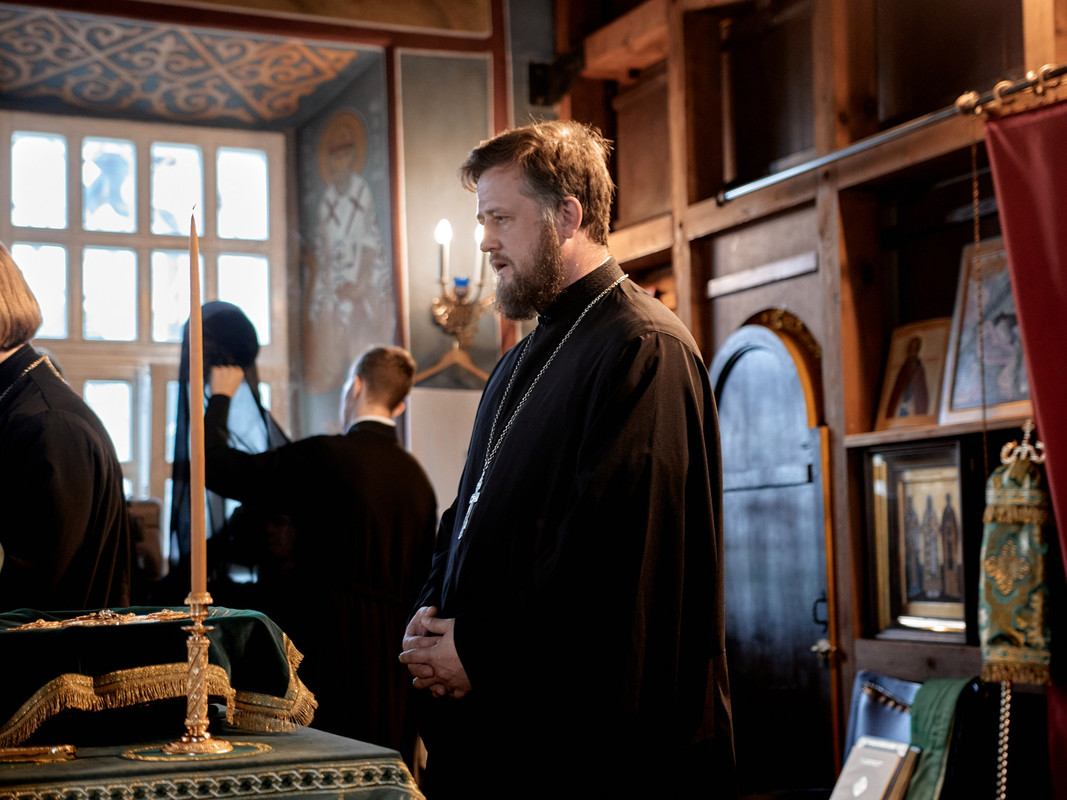 Empty-Name-21-resized