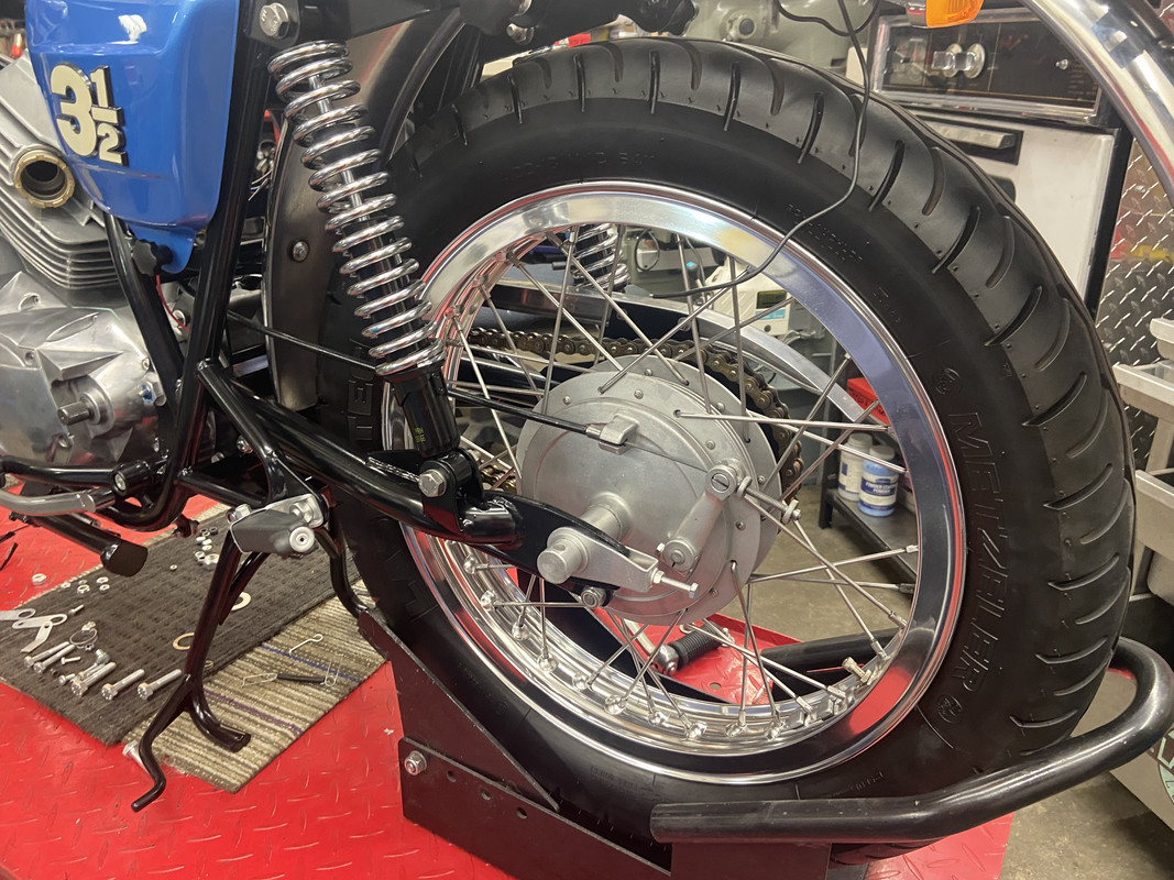 F58796E0-38D1-4416-9FB8-4E51BC6B5912