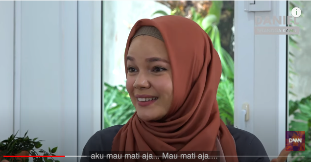 Dewi Sandra cerita soal sempat ingin bunuh diri