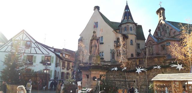 ALSACIA EN NAVIDAD Y MONTREUX CON PAPÁ NOEL - Blogs de Europa Central - 3 Dic: Eguisheim y Turckheim (7)