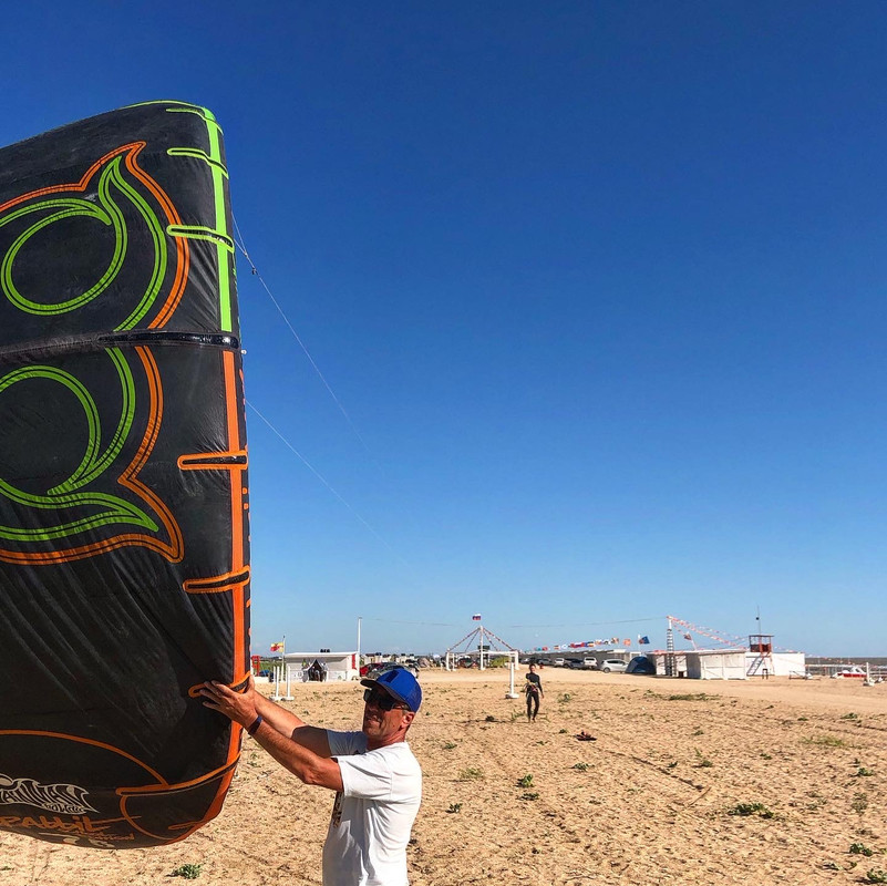 E9D9B0A4-7BB5-4297-9CFA-93DB7159D2D3