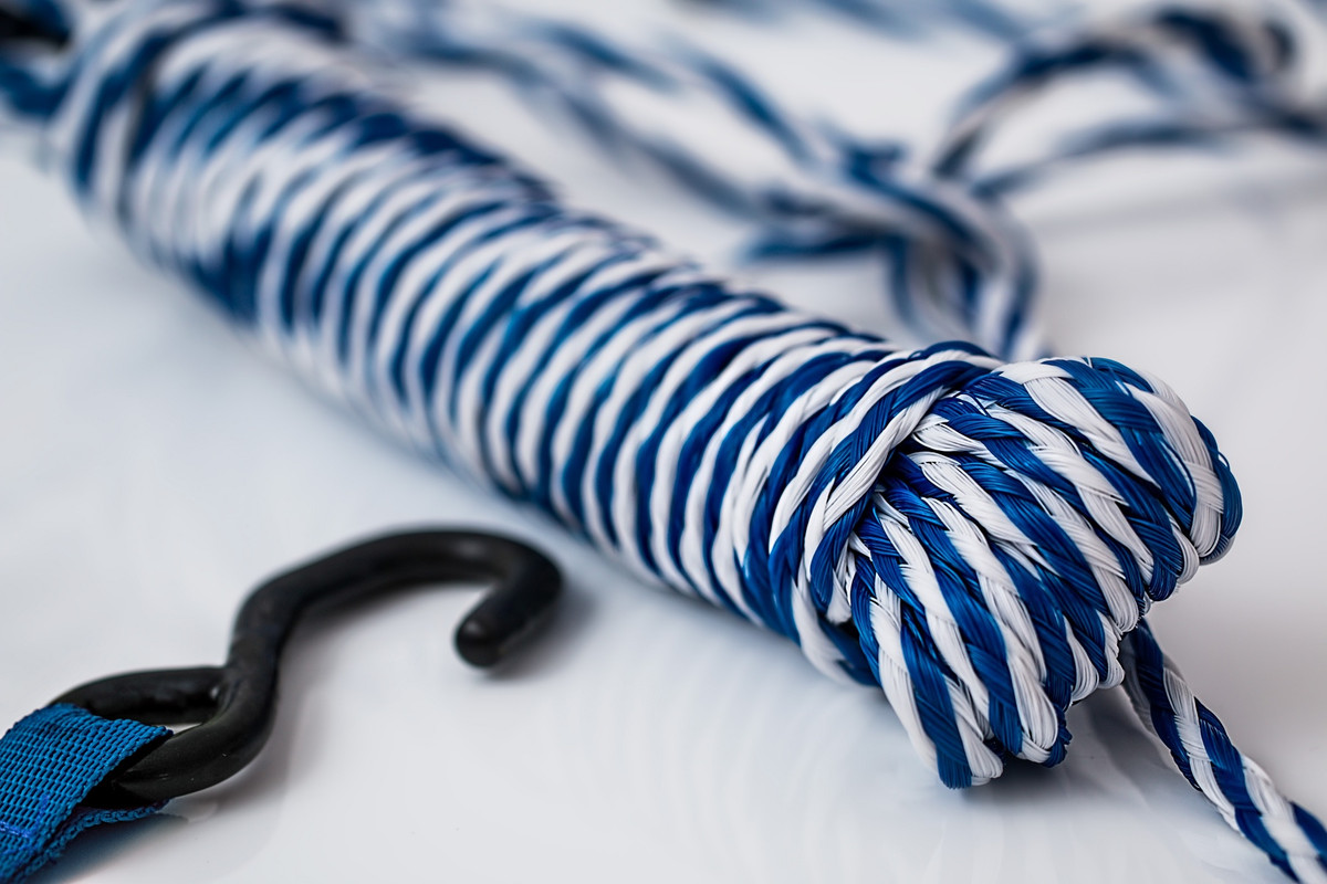 Blueandwhiterope.jpg