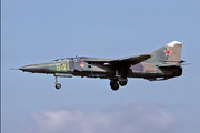 19-Gv-APIB-Mig-23UB-94-Yellow-(13)