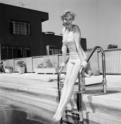anne-francis-c90