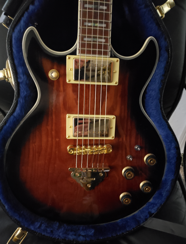 Ibanez-Artist-AR325-QA-02.png