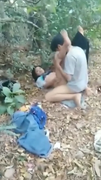 College Couple Caught Fucking in Jungle