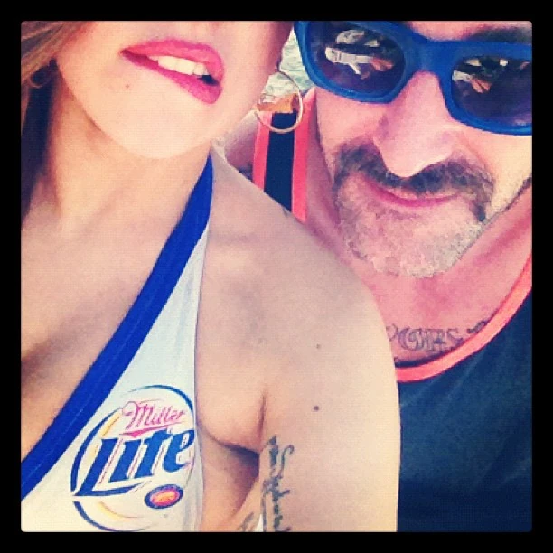 11-2-12-Instagram-002.webp