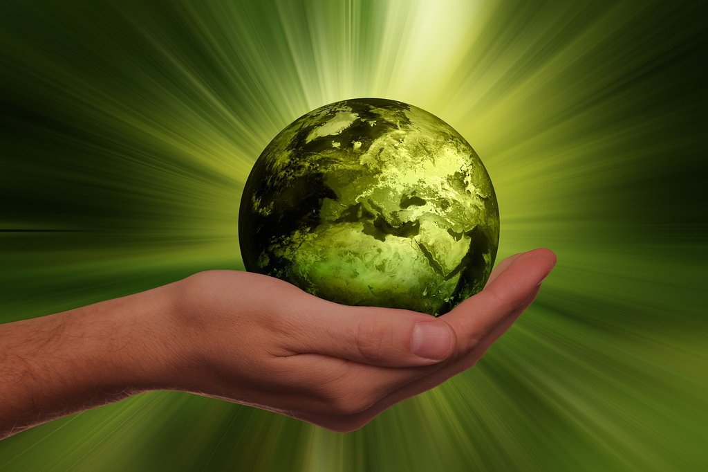 green-sustainability-3300869-1280.jpg