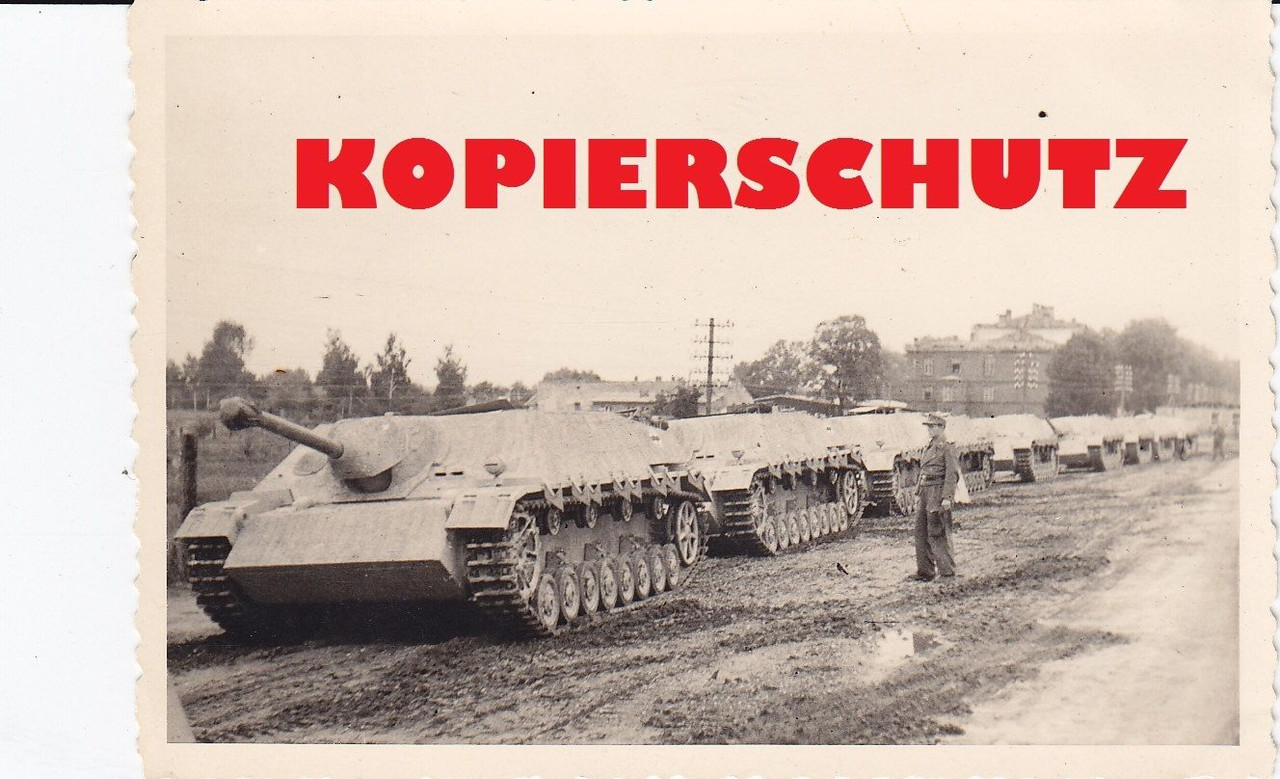 Jagdpanzer IV Panzerjäger Zimmerit camo Endkampf