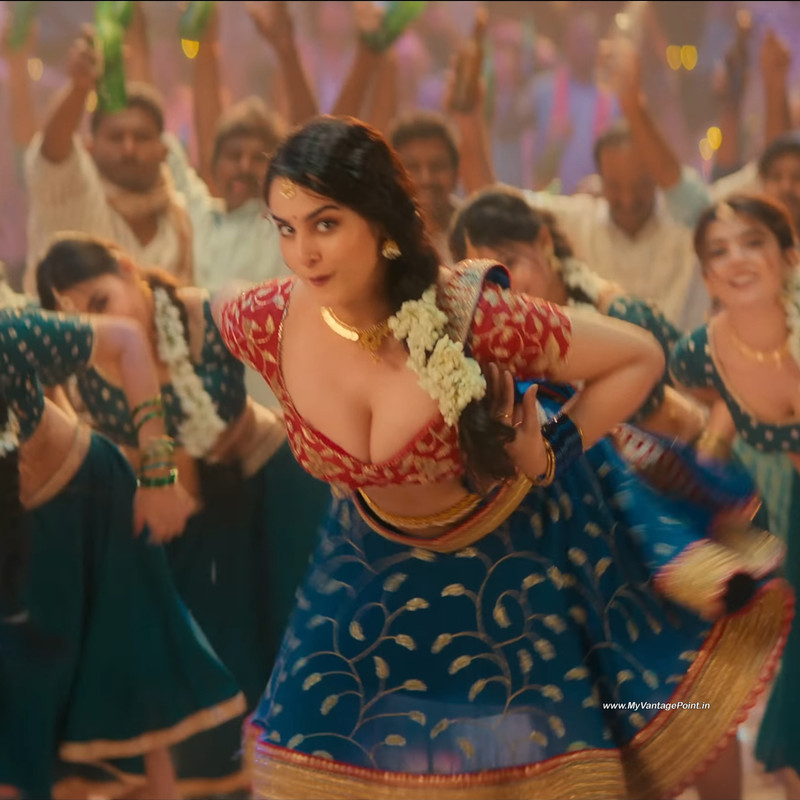 14 Ayesha Khan Hot Item Song MOTHA in Gangs of Godavari (2024)