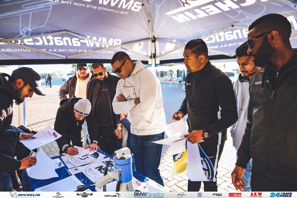 BMWFanatics RD19 Divio (25)