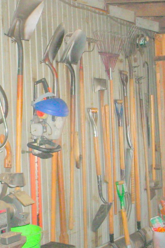 Dads garage sale 009