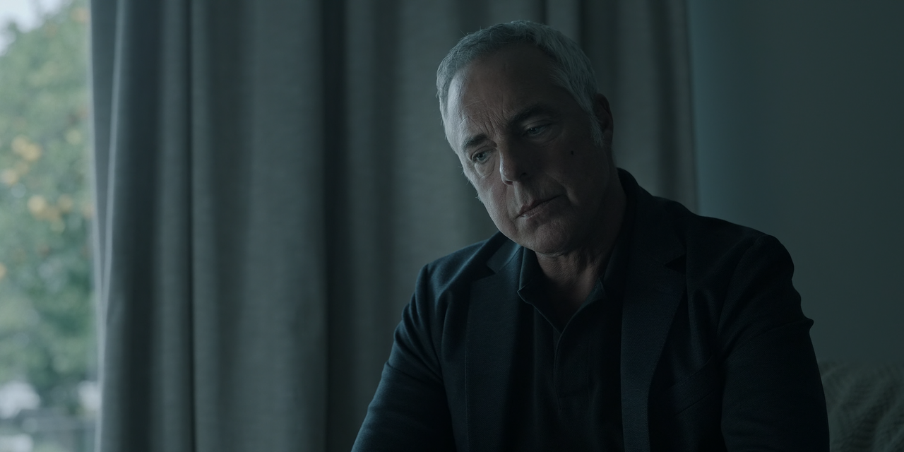 Bosch.Legacy.S03E06.Broken.Order.2160p.10bit.AMZN.WEB-DL.DDP5.1.HEVC-Vyndros.mkv_snapshot_33.02_[202