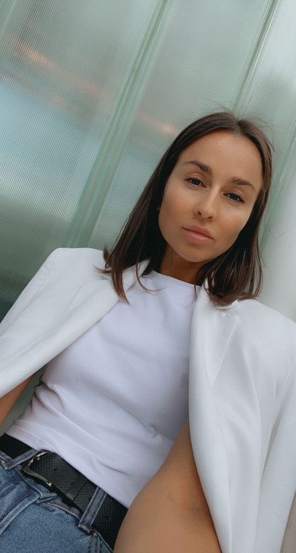 E396E102-2570-40F5-B380-FF793EDED264