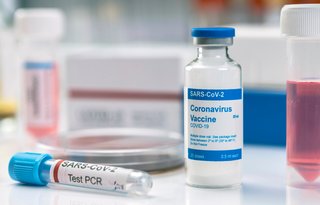 Κοροναϊός: Πιο αποτελεσματικό το εμβόλιο εάν έχετε νοσήσει  Shutterstock-1720795345-4