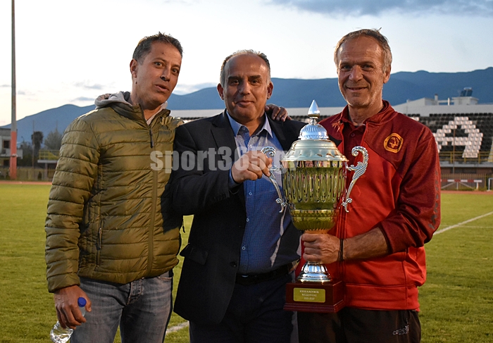 , &Tau;&epsilon;&lambda;&iota;&kappa;ό&sigmaf; &Kappa;&upsilon;&pi;έ&lambda;&lambda;&omicron;&upsilon; &Mu;&epsilon;&sigma;&sigma;&eta;&nu;ί&alpha;&sigmaf;: &Phi;&omega;&tau;&omicron;&rho;&epsilon;&pi;&omicron;&rho;&tau;ά&zeta; &alpha;&pi;&omicron; &tau;&eta;&nu; &Pi;&alpha;&rho;&alpha;&lambda;ί&alpha;