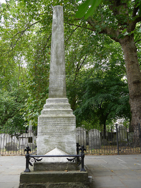 Bunhill-Fields-London-14