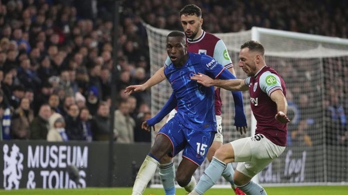 West Ham United vs Chelsea, 02h00 ngày 23/08