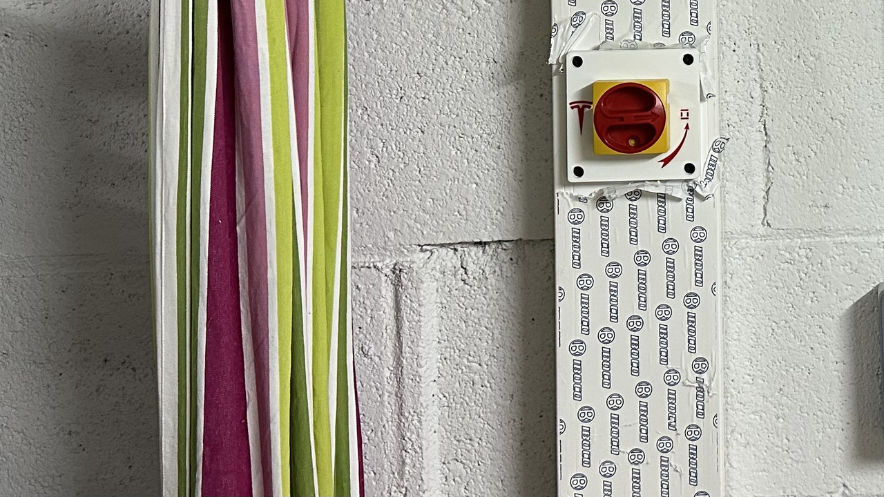 4CDFC440-8F7B-45CF-98E0-A2A0900206AC